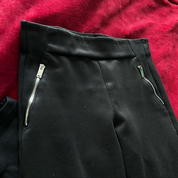 Dynamite black jeggings with silver zippers on side - Picture 2 of 6